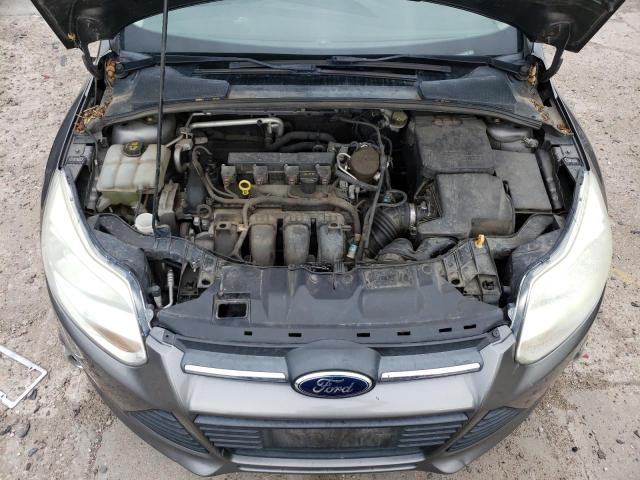 1FADP3F22EL131899 Ford FOCUS SE