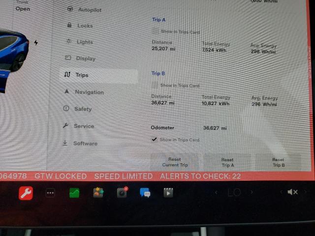 5YJ3E1EB4JF064978 Tesla MODEL 3