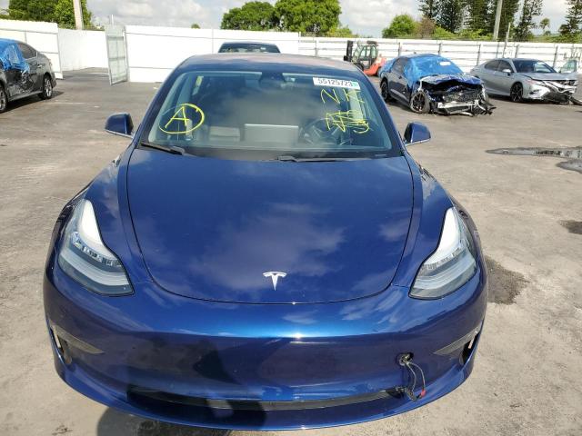 Фото: 5YJ3E1EB1JF117457 - 5