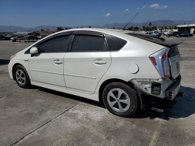 Toyota PRIUS 2015 JTDKN3DU5F0460997 Image 2