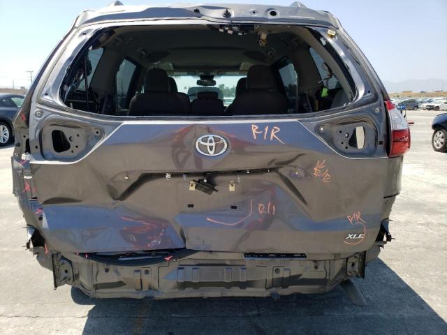 5TDYZ3DC9HS872216 Toyota SIENNA XLE