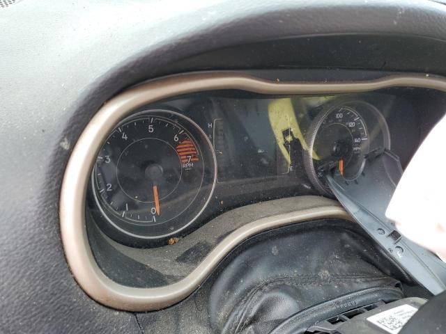 1C4PJLCB4JD587792 Jeep Cherokee Latitude
