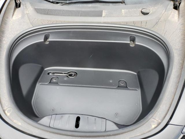 5YJ3E1EC4LF713125 Tesla MODEL 3