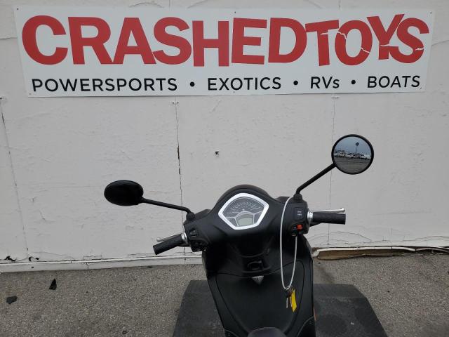 2020 PIAGGIO SCOOTER ZAPM898G1L7001667