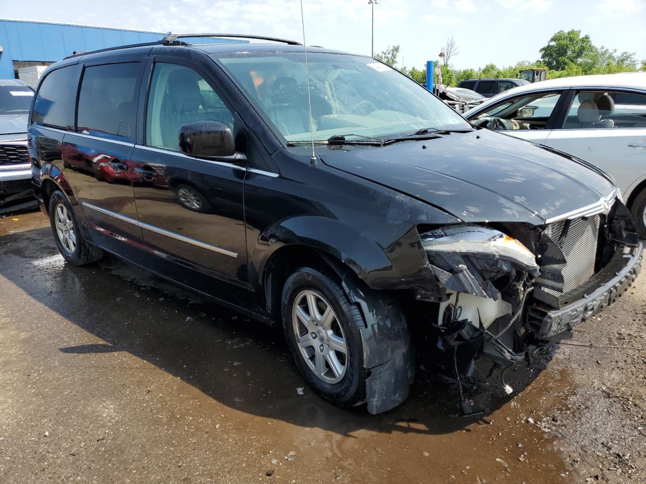 2A4RR5D11AR104849 2010 Chrysler Town & Country Touring