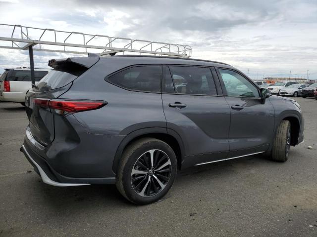 5TDLZRBH7NS213560 Toyota Highlander Xse