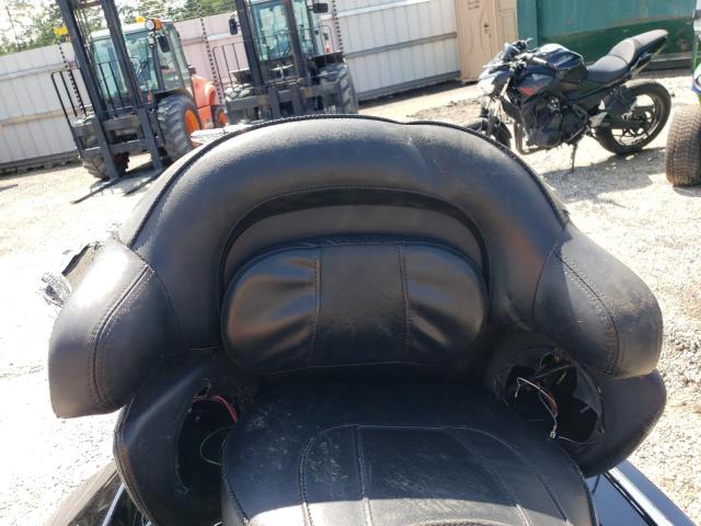 2007 HARLEY-DAVIDSON FLHTCUSE - 1HD1PR8117Y954087