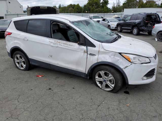 1FMCU0G78FUB31825 Ford ESCAPE SE
