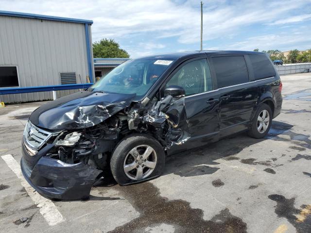 2010 Volkswagen Routan SE