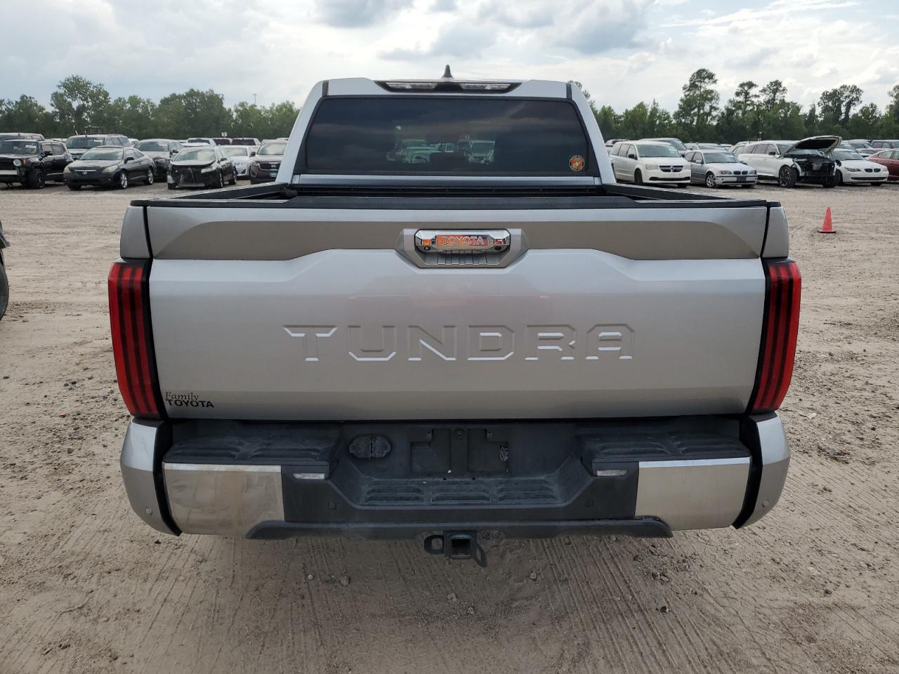 5TFJA5AB8NX005315 2022 Toyota Tundra Crewmax Limited