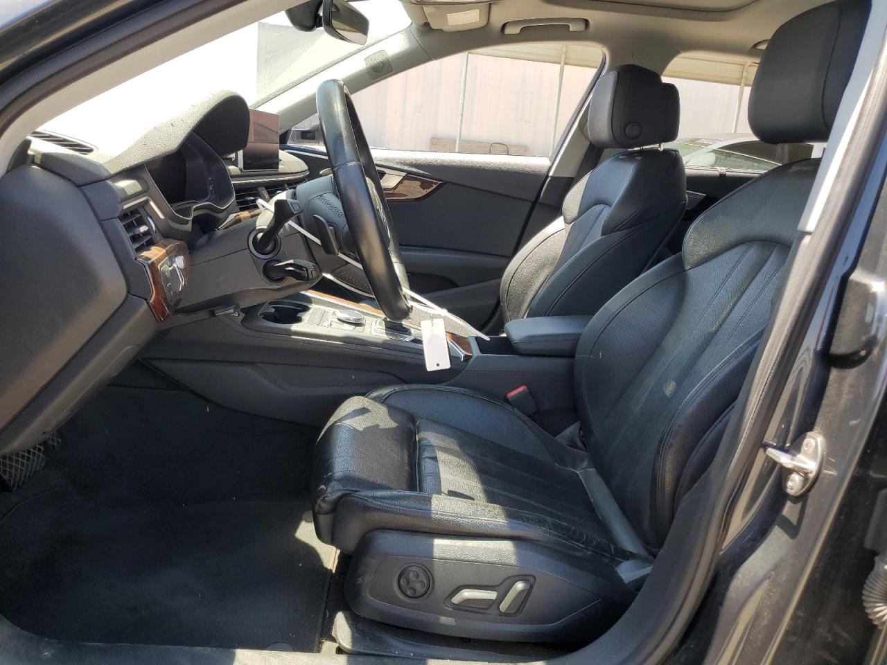 WAUFNAF44HA039219 2017 Audi A4 Prestige