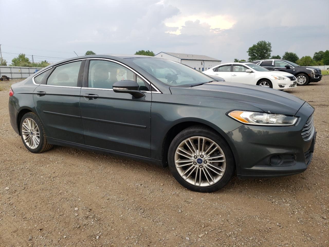 1FA6P0HD3F5113052 2015 Ford Fusion Se