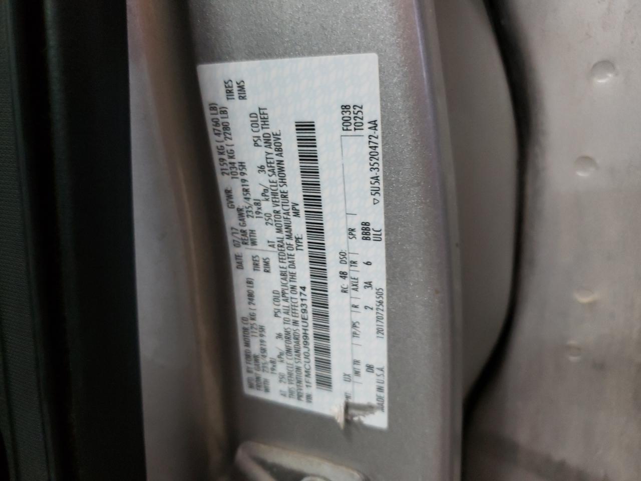 1FMCU0J99HUE93174 FORD ESCAPE 2017