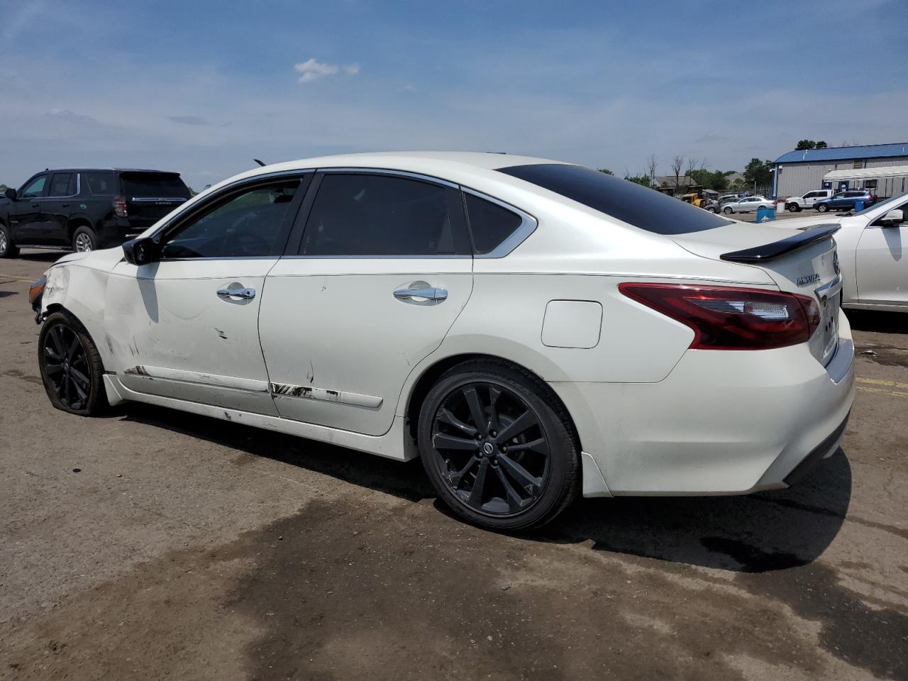 1N4AL3AP9HC237093 2017 Nissan Altima 2.5