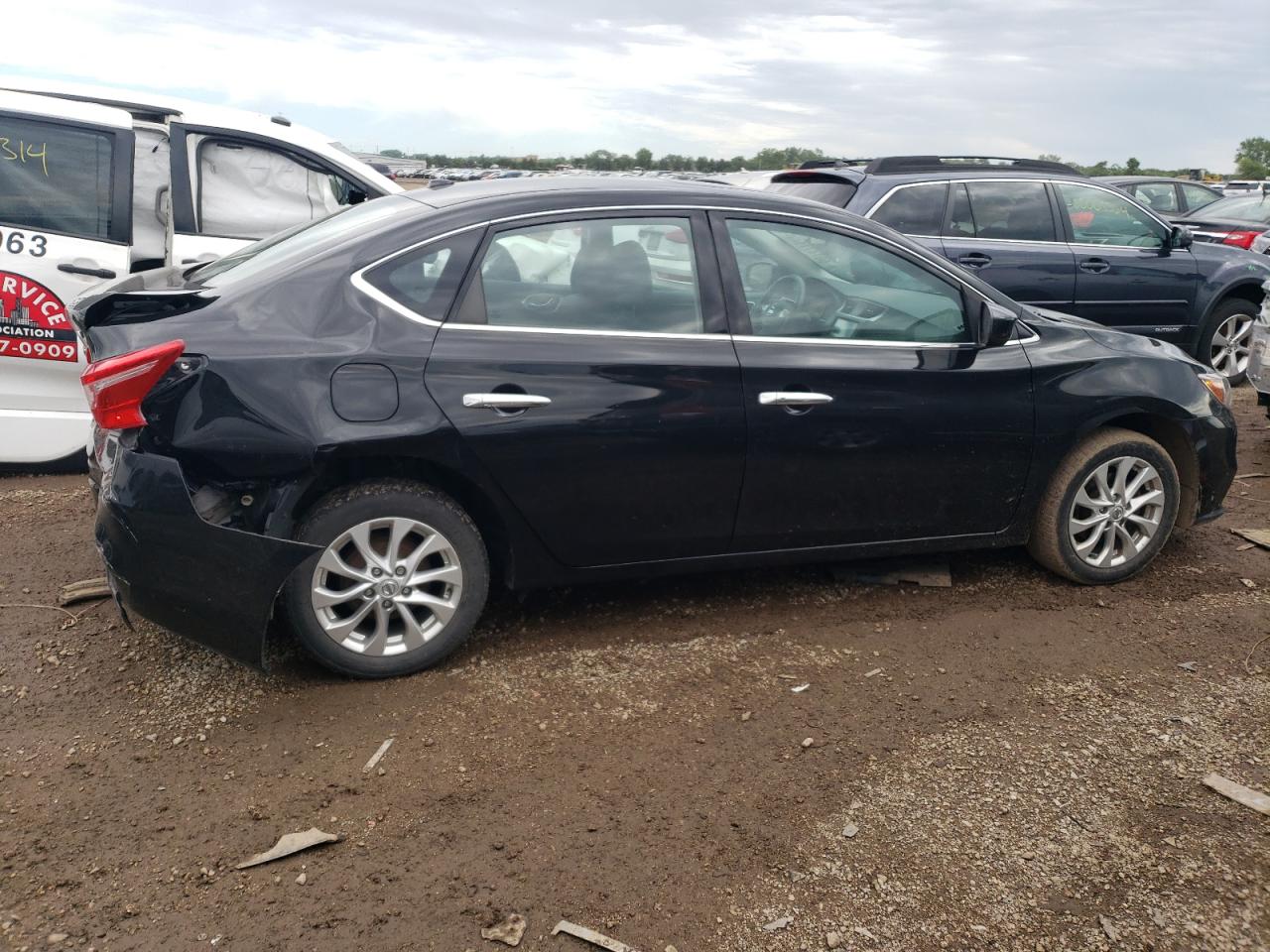 3N1AB7AP9JY305042 NISSAN SENTRA 2018