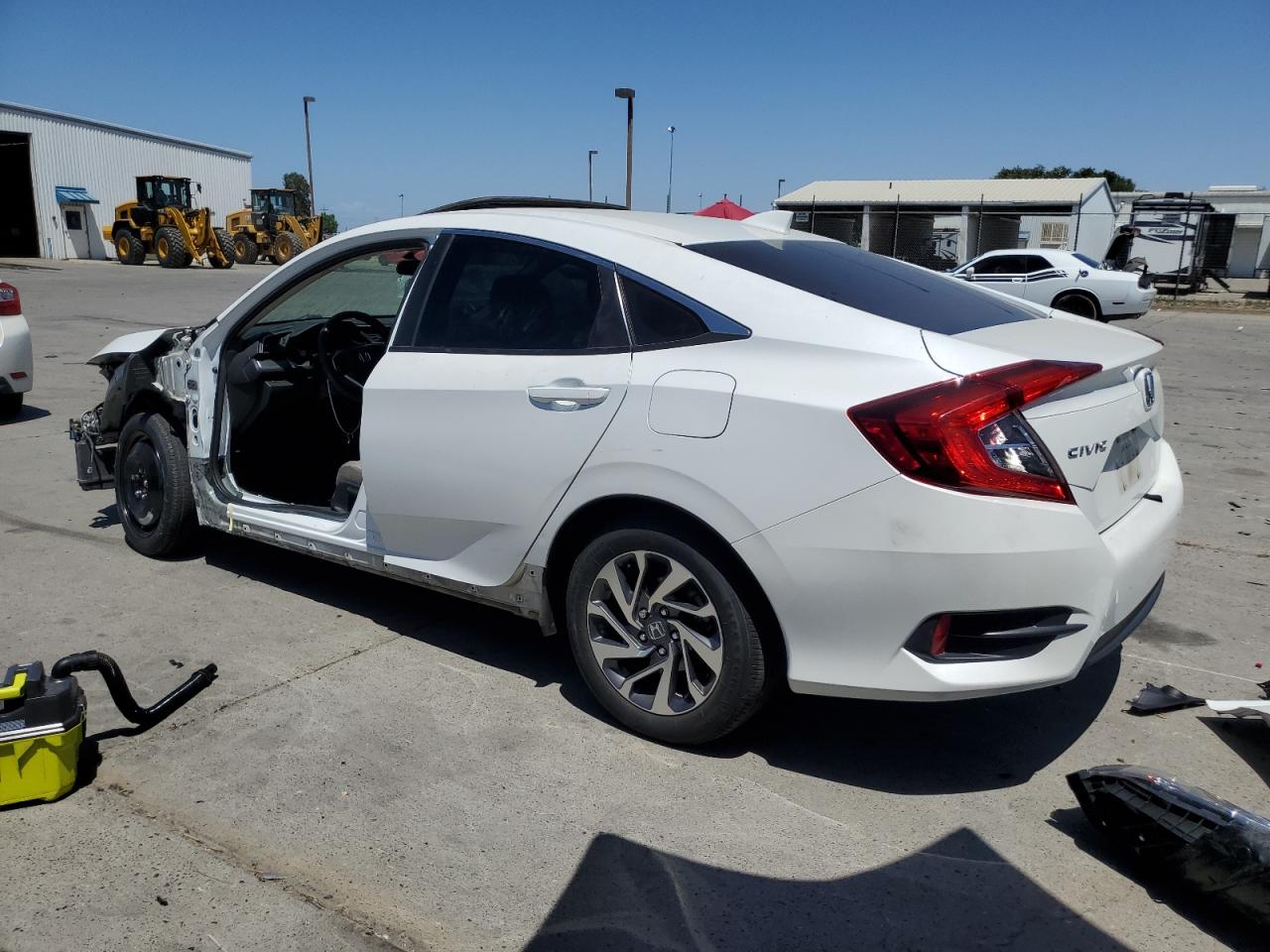 2HGFC2F71JH540876 2018 Honda Civic Ex