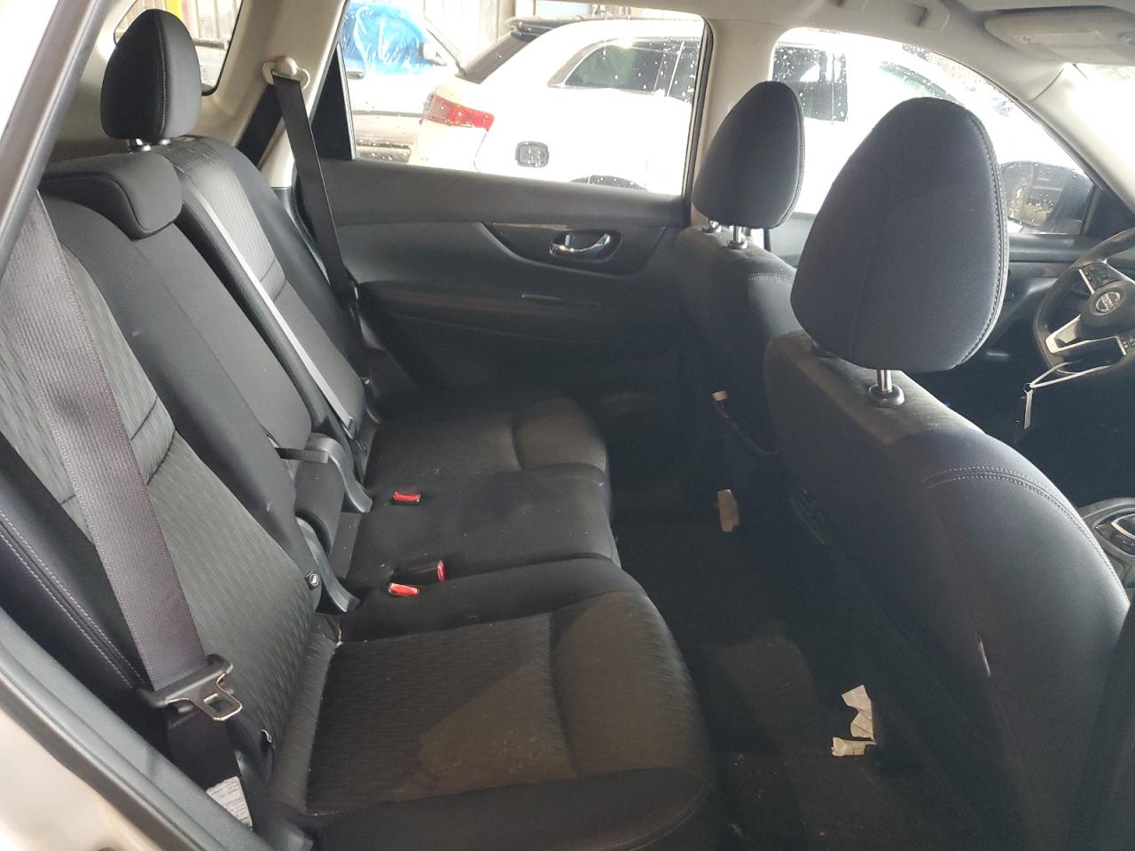 JN8AT2MV2HW251290 NISSAN ROGUE 2017