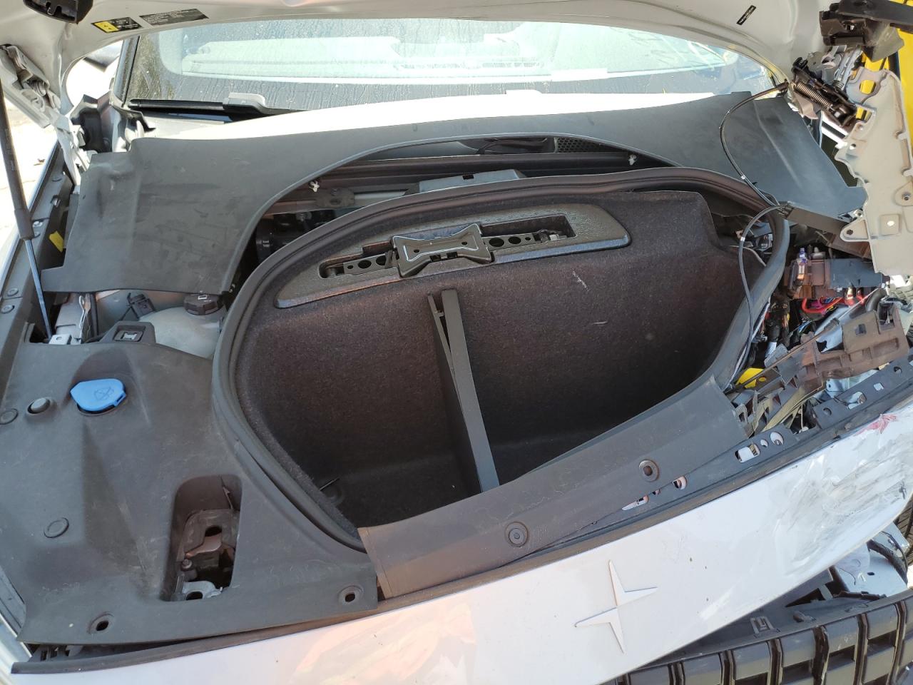 YSMEG3KA0PL145769 2023 Polestar 2