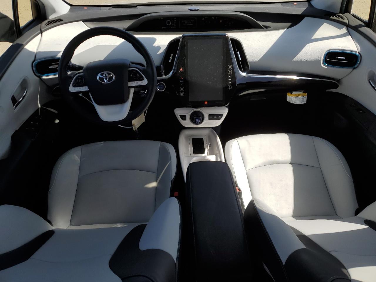 JTDKARFPXH3026890 2017 Toyota Prius Prime