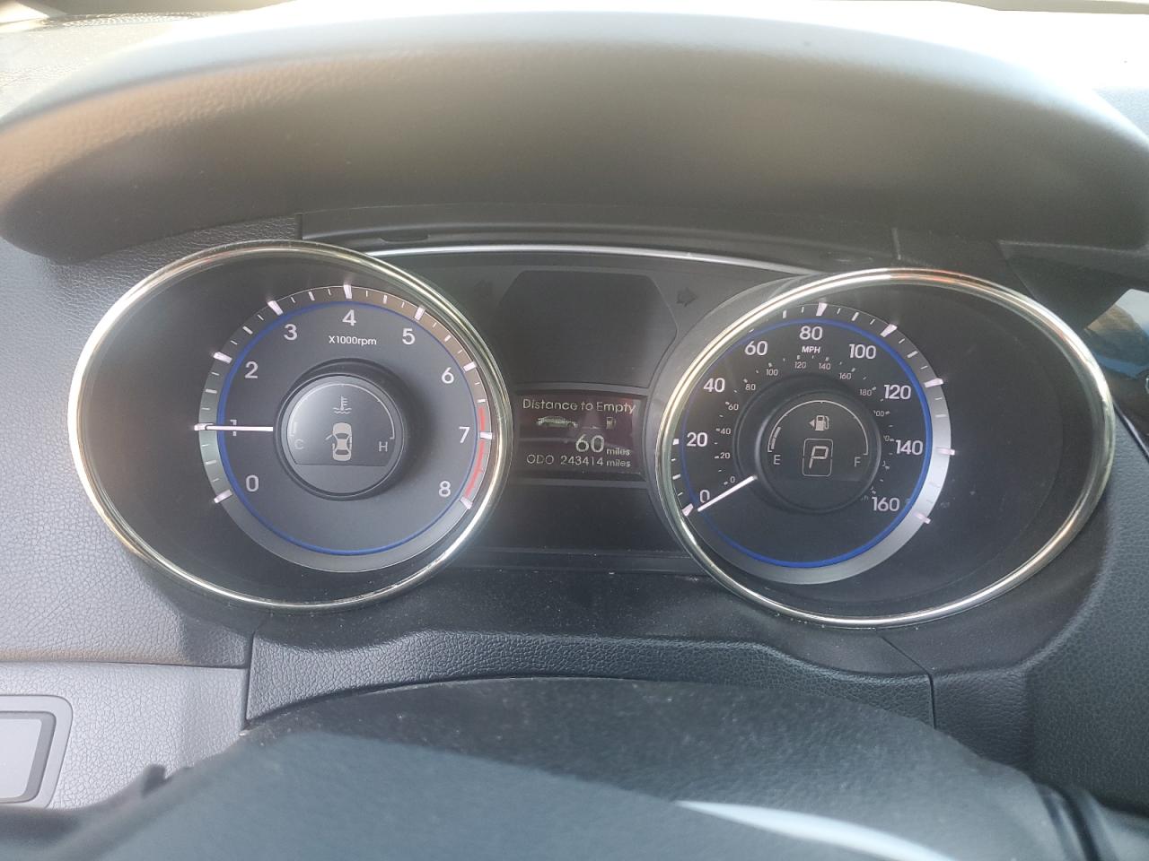 5NPEC4AC5BH141262 2011 Hyundai Sonata Se