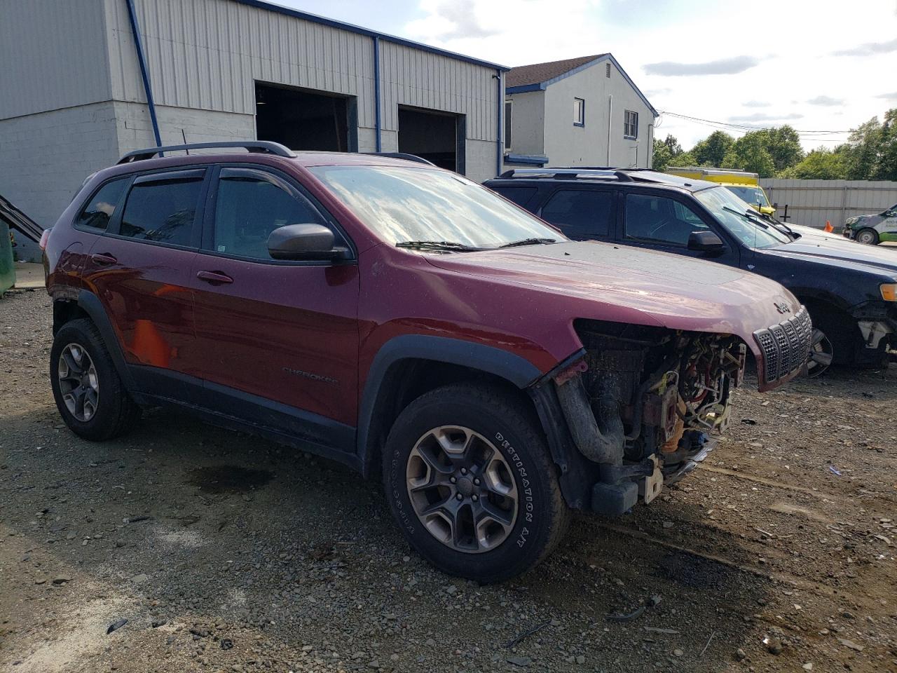 1C4PJMBX2KD251546 2019 Jeep Cherokee Trailhawk