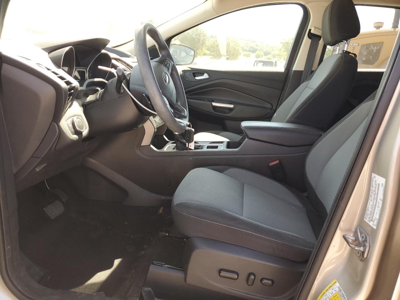 1FMCU0GD6HUD15704 FORD ESCAPE 2017