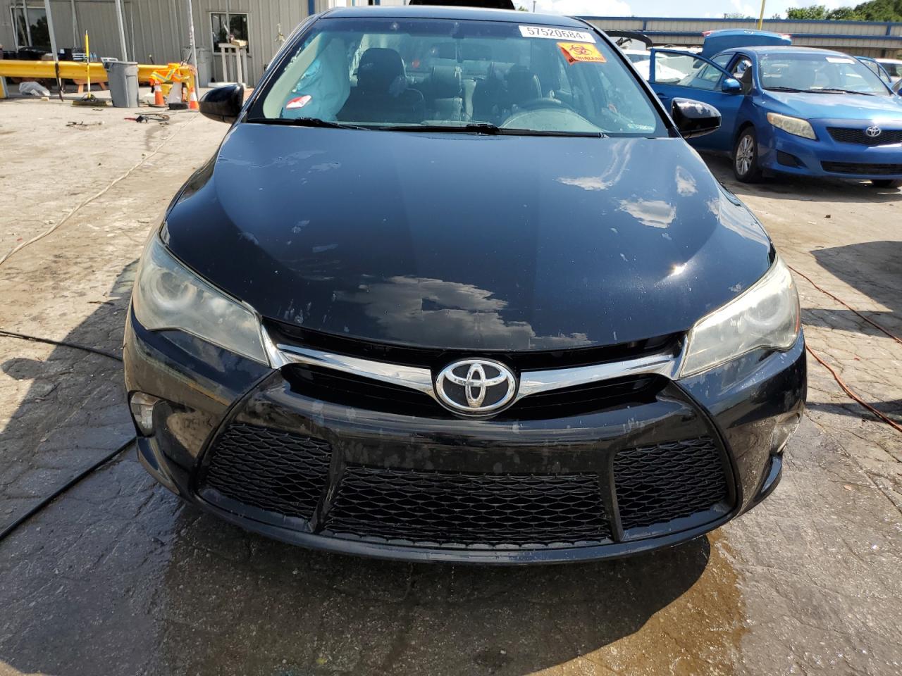 4T1BF1FK0GU135743 2016 Toyota Camry Le