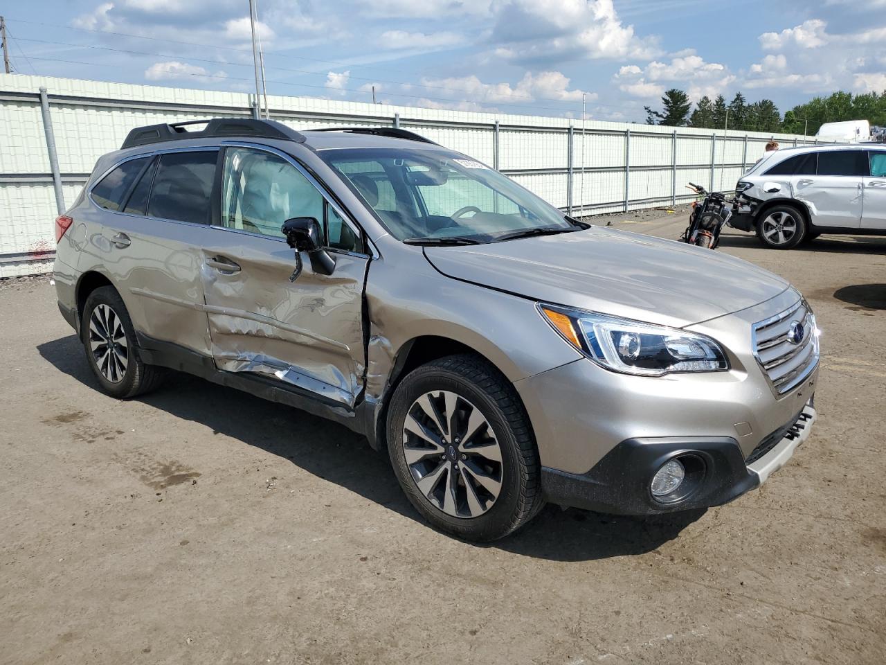 4S4BSANC5H3329858 2017 Subaru Outback 2.5I Limited