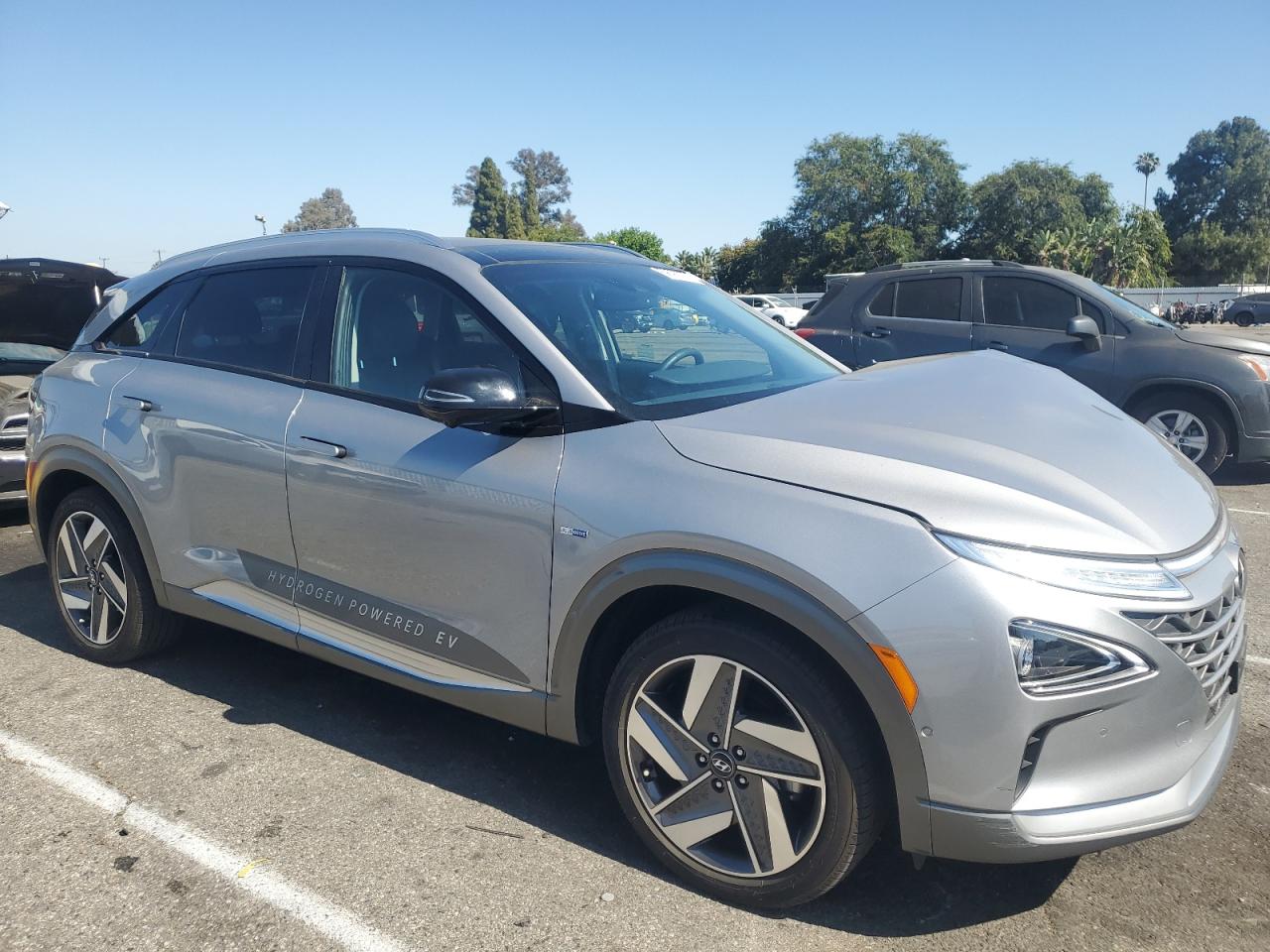 2022 Hyundai Nexo Limited vin: KM8J84A68NU023237