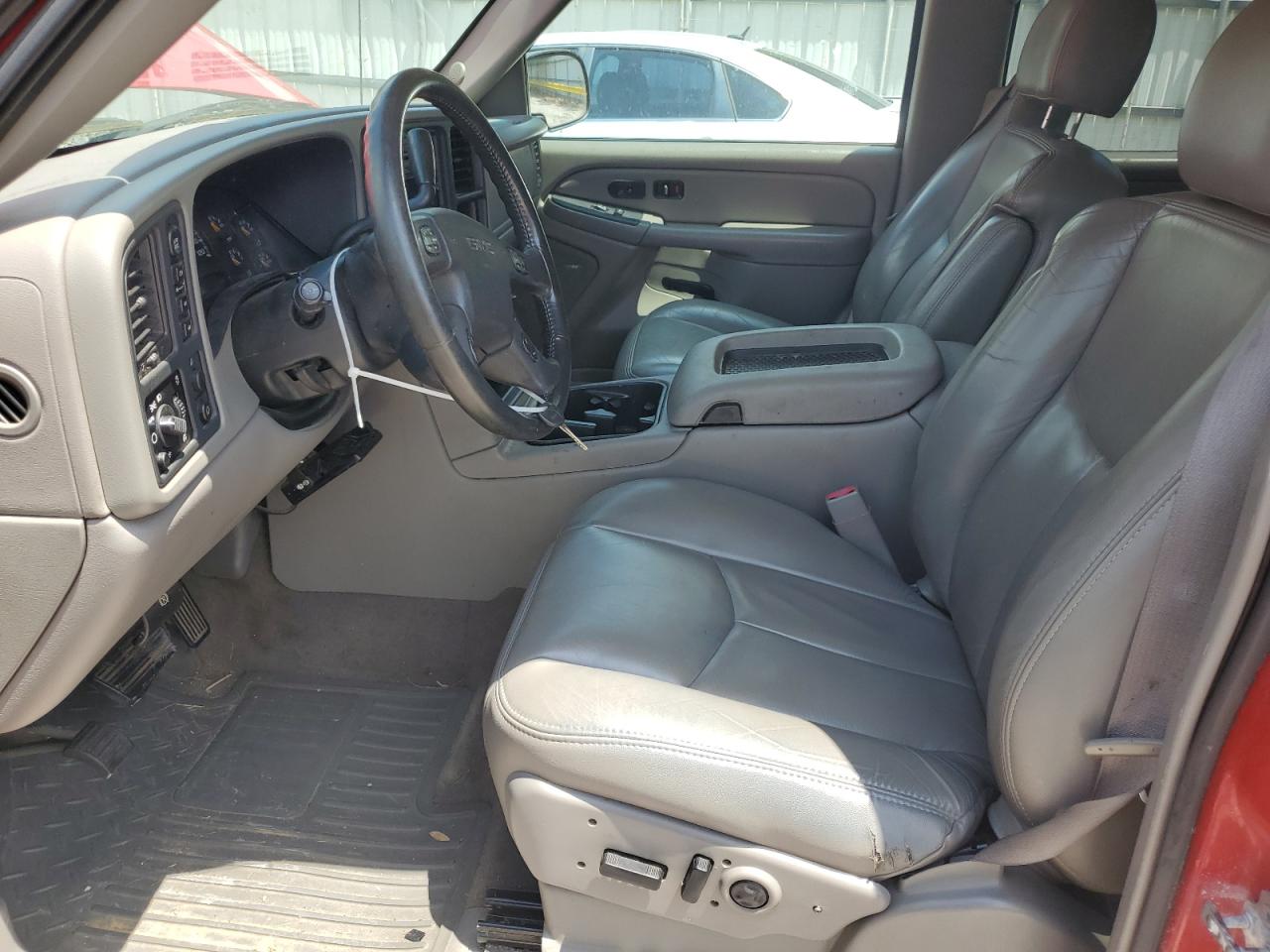 2GTEK13T851140000 2005 GMC New Sierra K1500