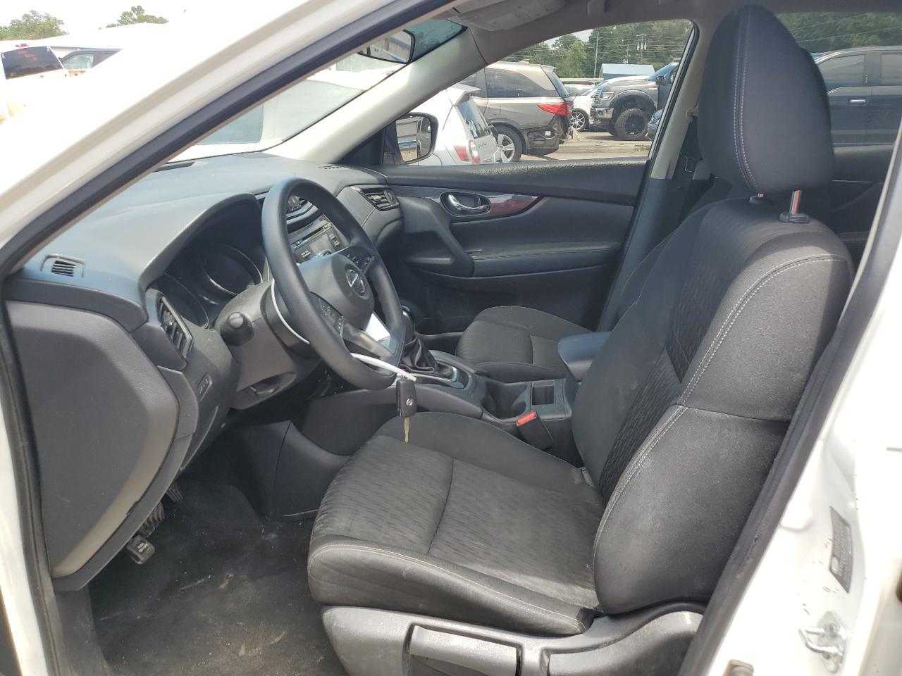 KNMAT2MT3HP544894 NISSAN ROGUE 2017