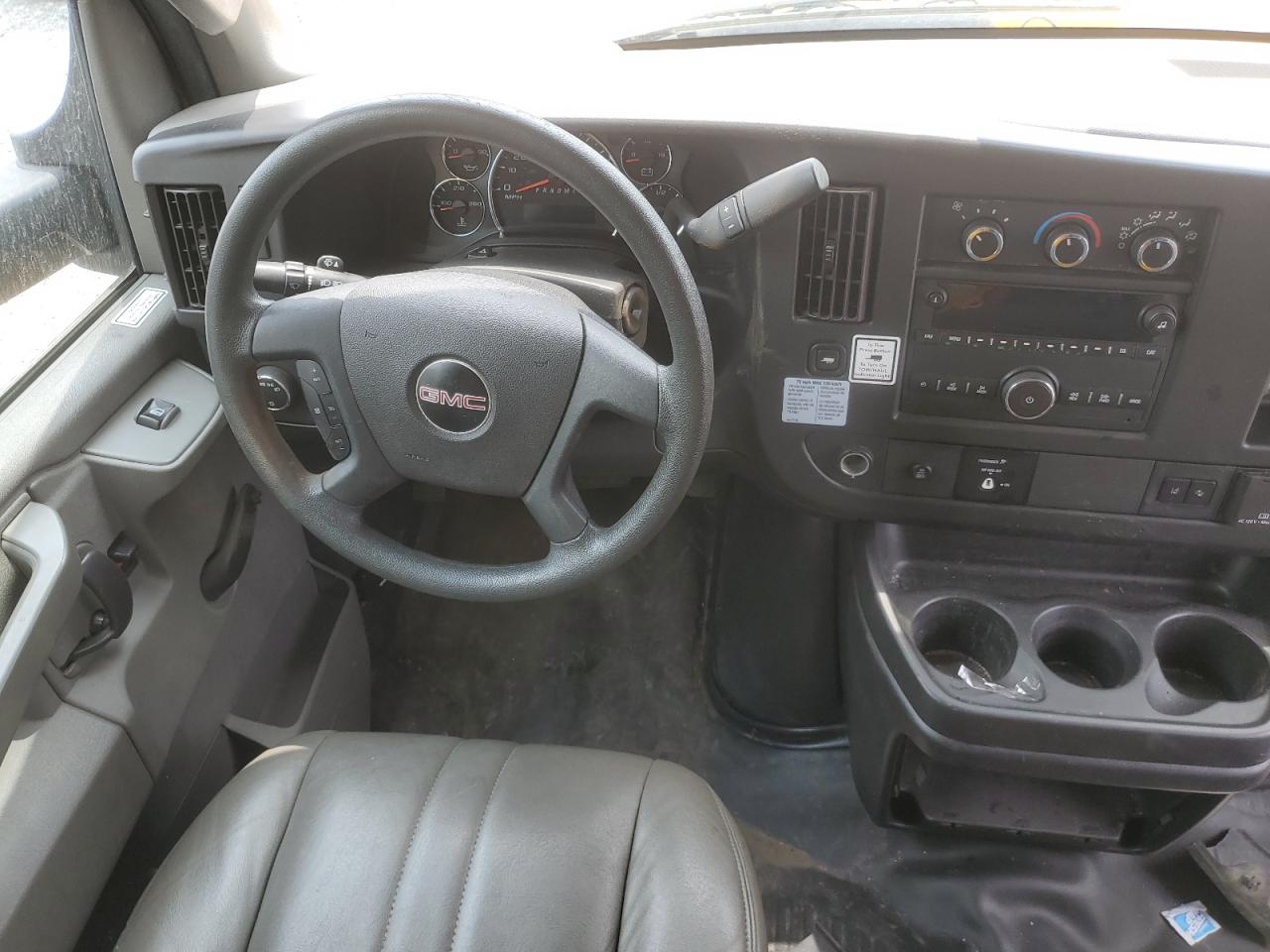 7GZ37TCG9KN009078 2019 GMC Savana Cutaway G3500