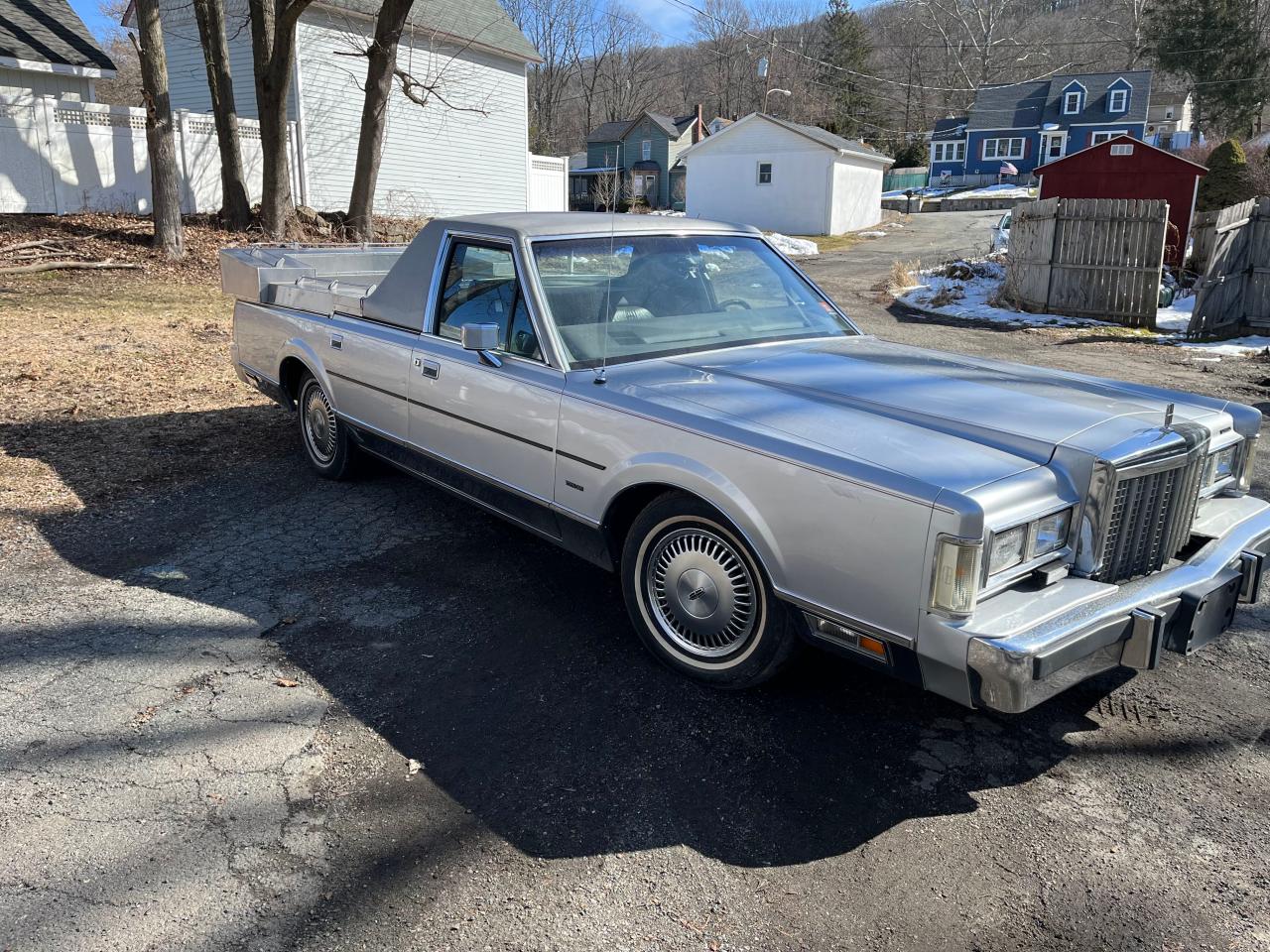 1LNBP96F7FY657999 1985 Lincoln Town Car