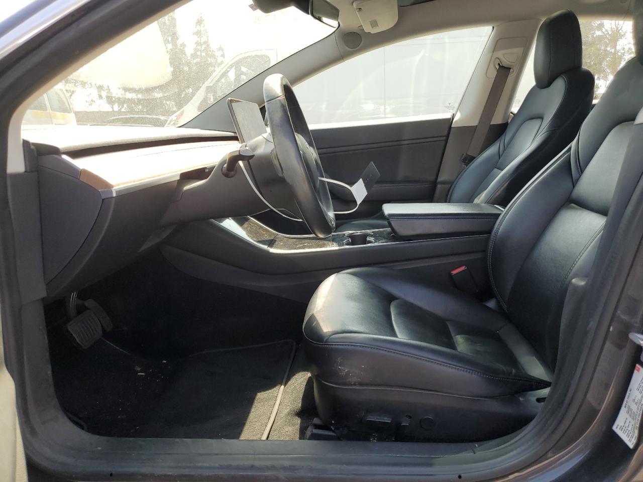 5YJ3E1EBXJF089786 2018 Tesla Model 3