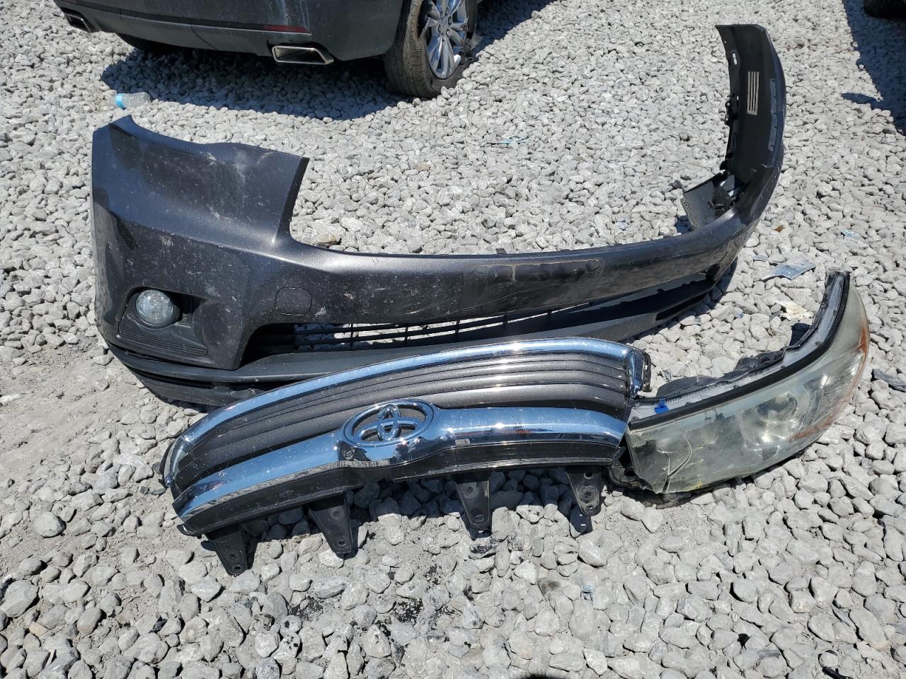 5TDJKRFH1GS342841 2016 Toyota Highlander Xle