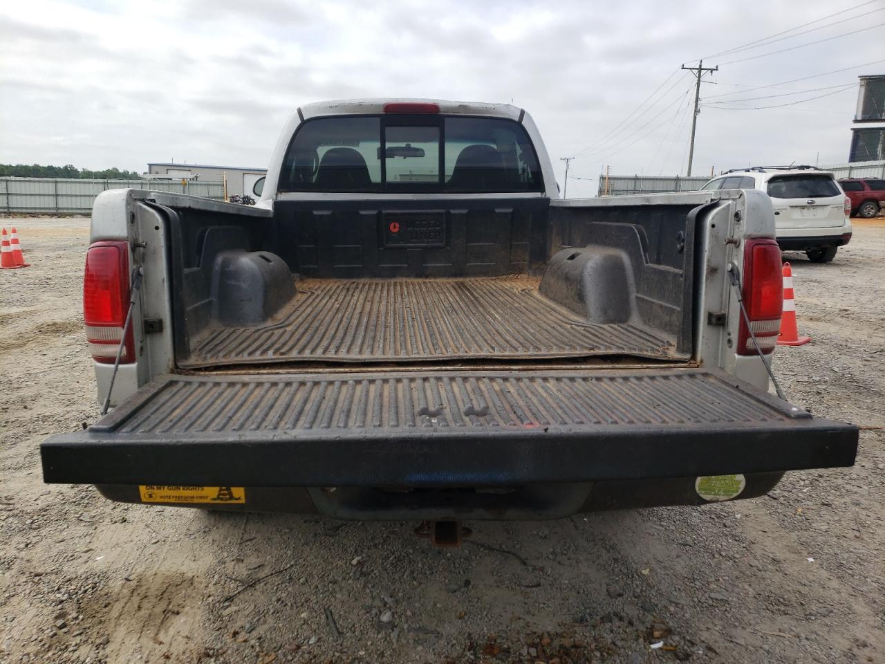 1B7GG16X32S551986 2002 Dodge Dakota Base