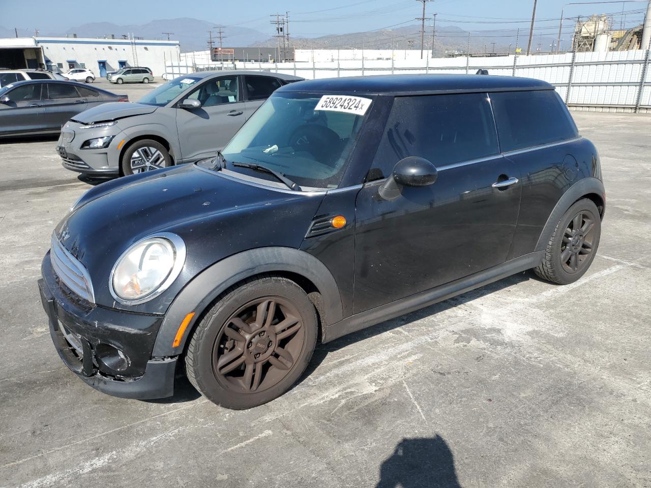 2013 Mini Cooper vin: WMWSU3C52DT549125