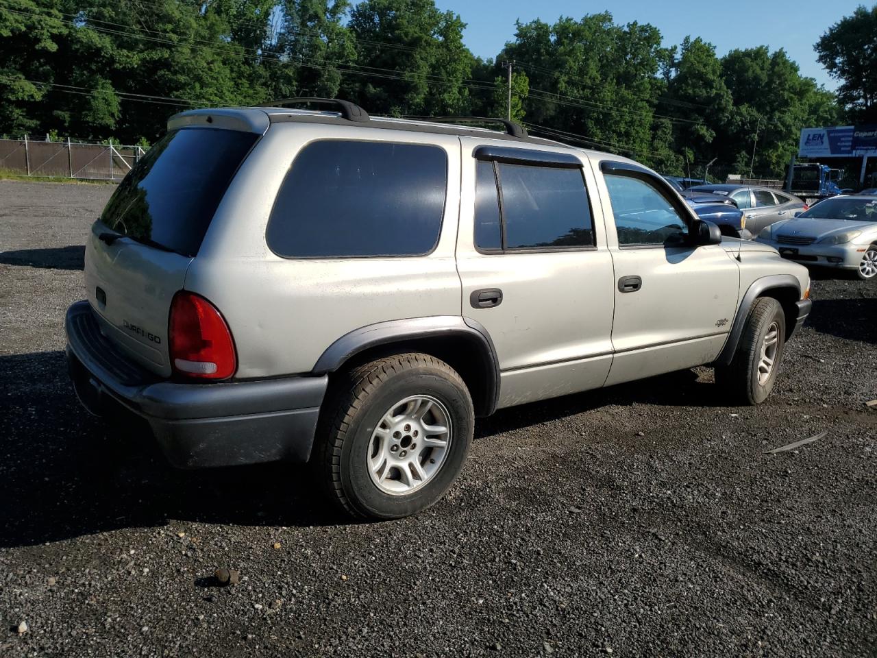 1B4HR38N72F174932 2002 Dodge Durango Sport