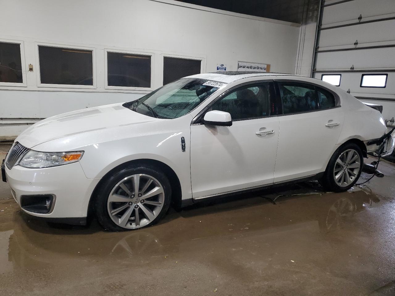 1LNHL9DR8BG608359 2011 Lincoln Mks