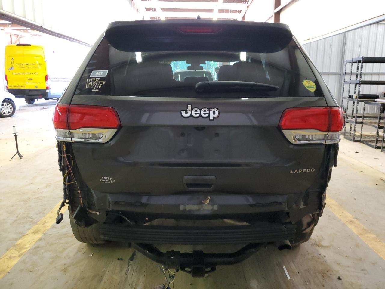 1C4RJEAG3KC690258 2019 Jeep Grand Cherokee Laredo