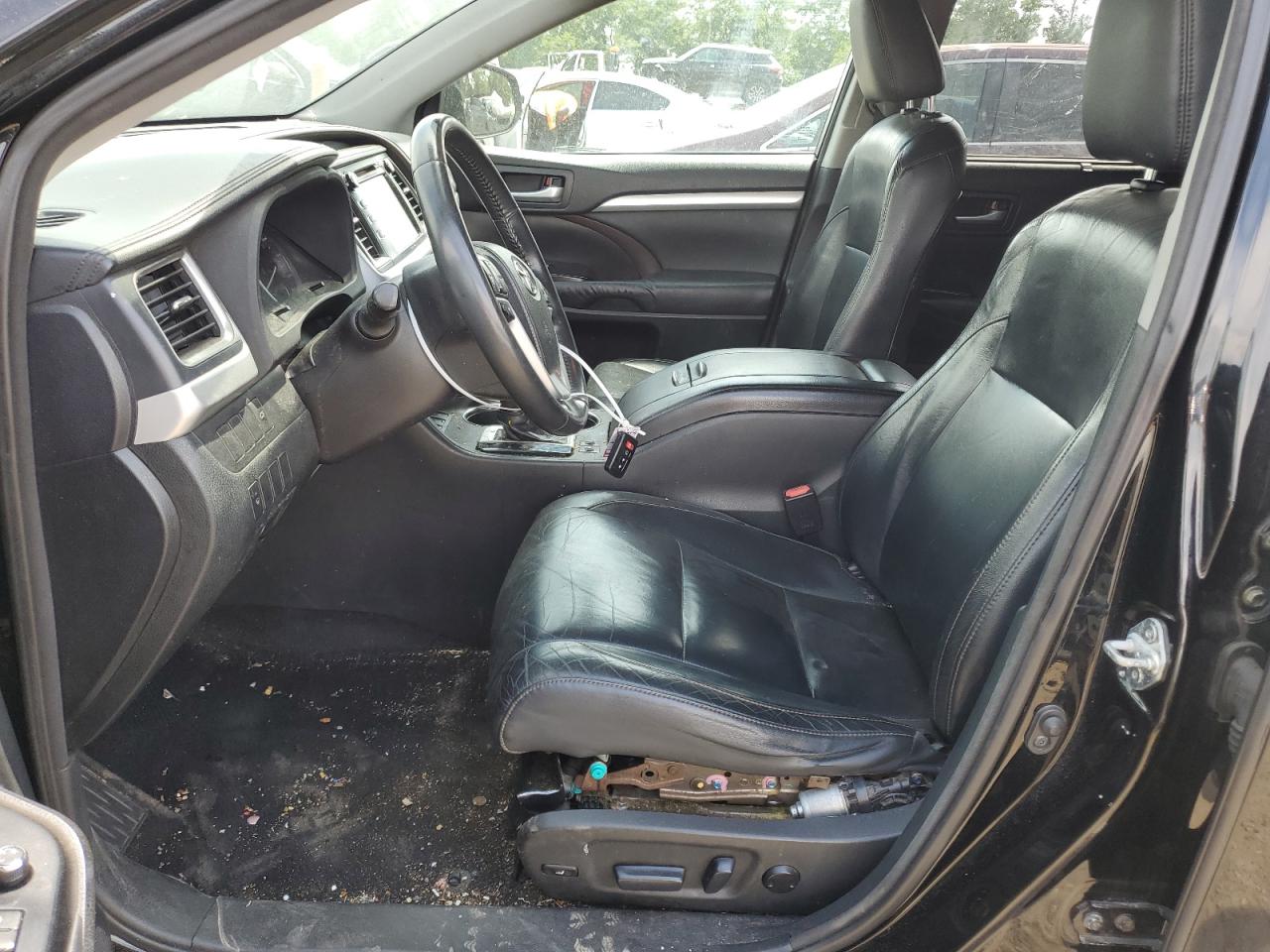 5TDJKRFH9ES022695 2014 Toyota Highlander Xle