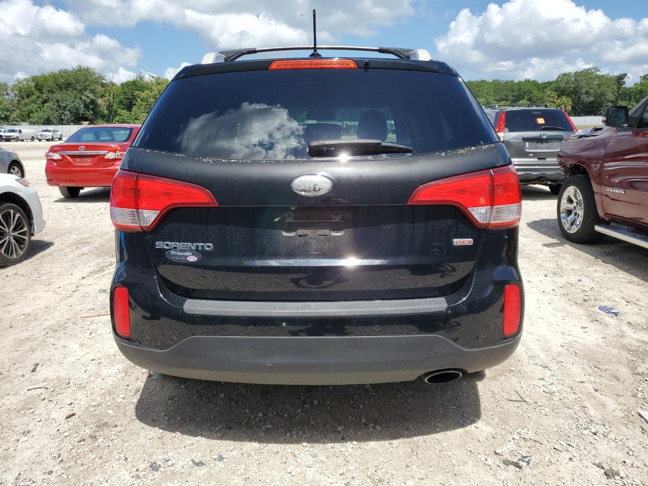 2014 Kia Sorento Lx vin: 5XYKT3A64EG449381