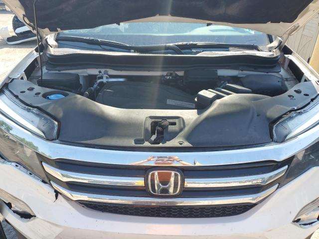 2017 Honda Pilot Touring VIN: 5FNYF6H99HB012779 Lot: 60249124