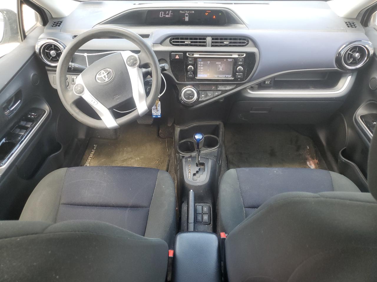 JTDKDTB34G1131703 2016 Toyota Prius C