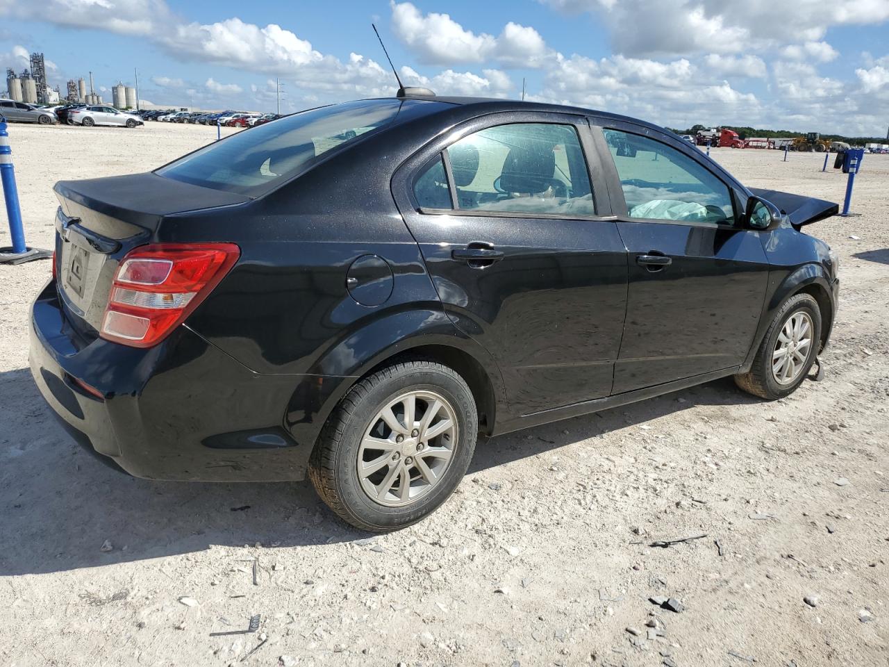 1G1JD5SH8H4124538 CHEVROLET SONIC 2017