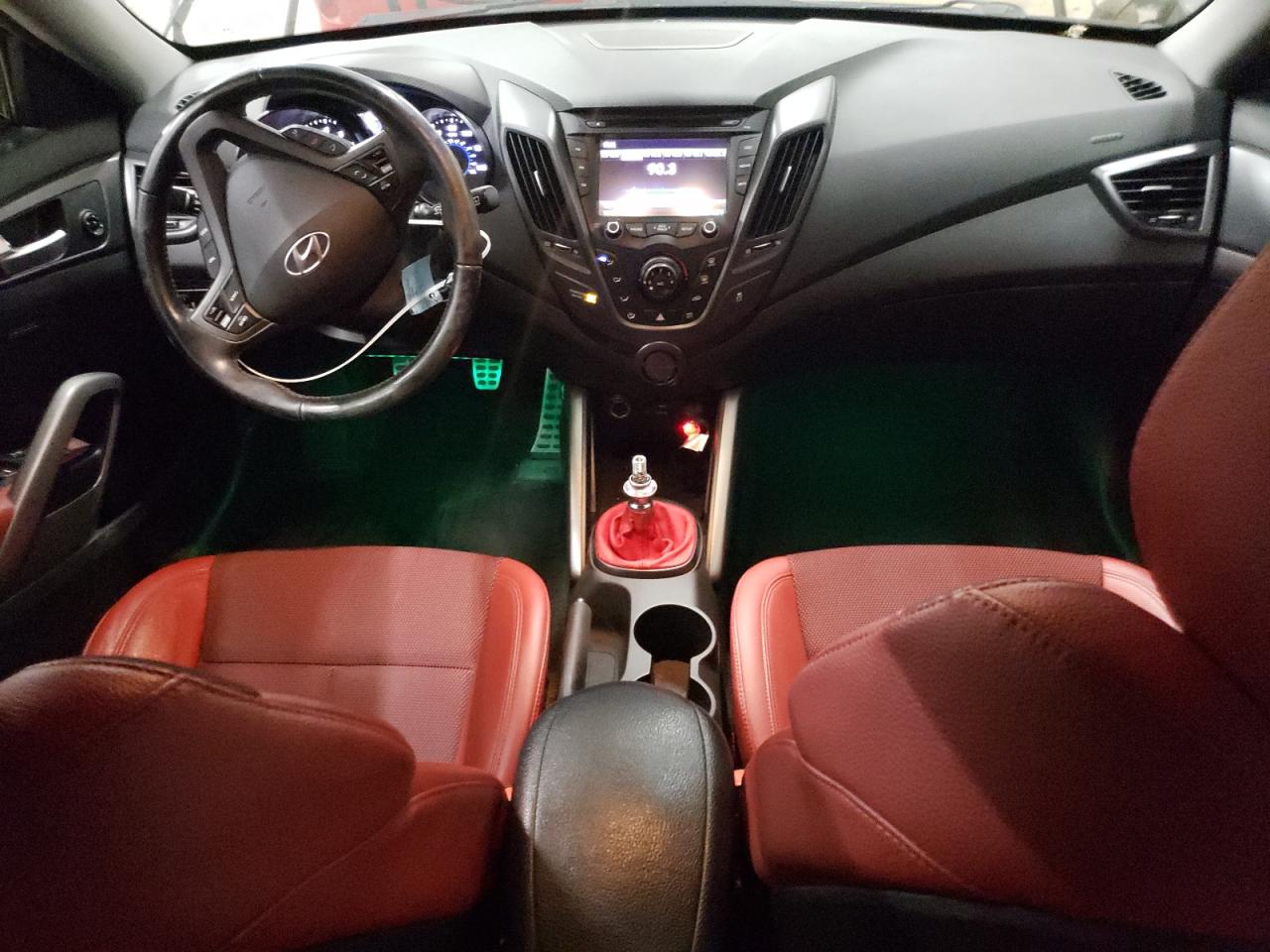 KMHTC6AE0FU238820 2015 Hyundai Veloster Turbo