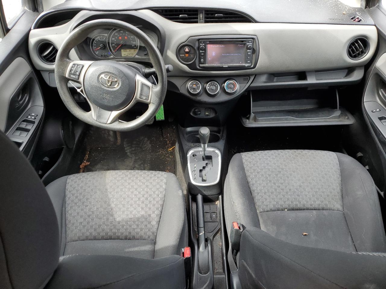 VNKKTUD36HA011125 2017 Toyota Yaris L