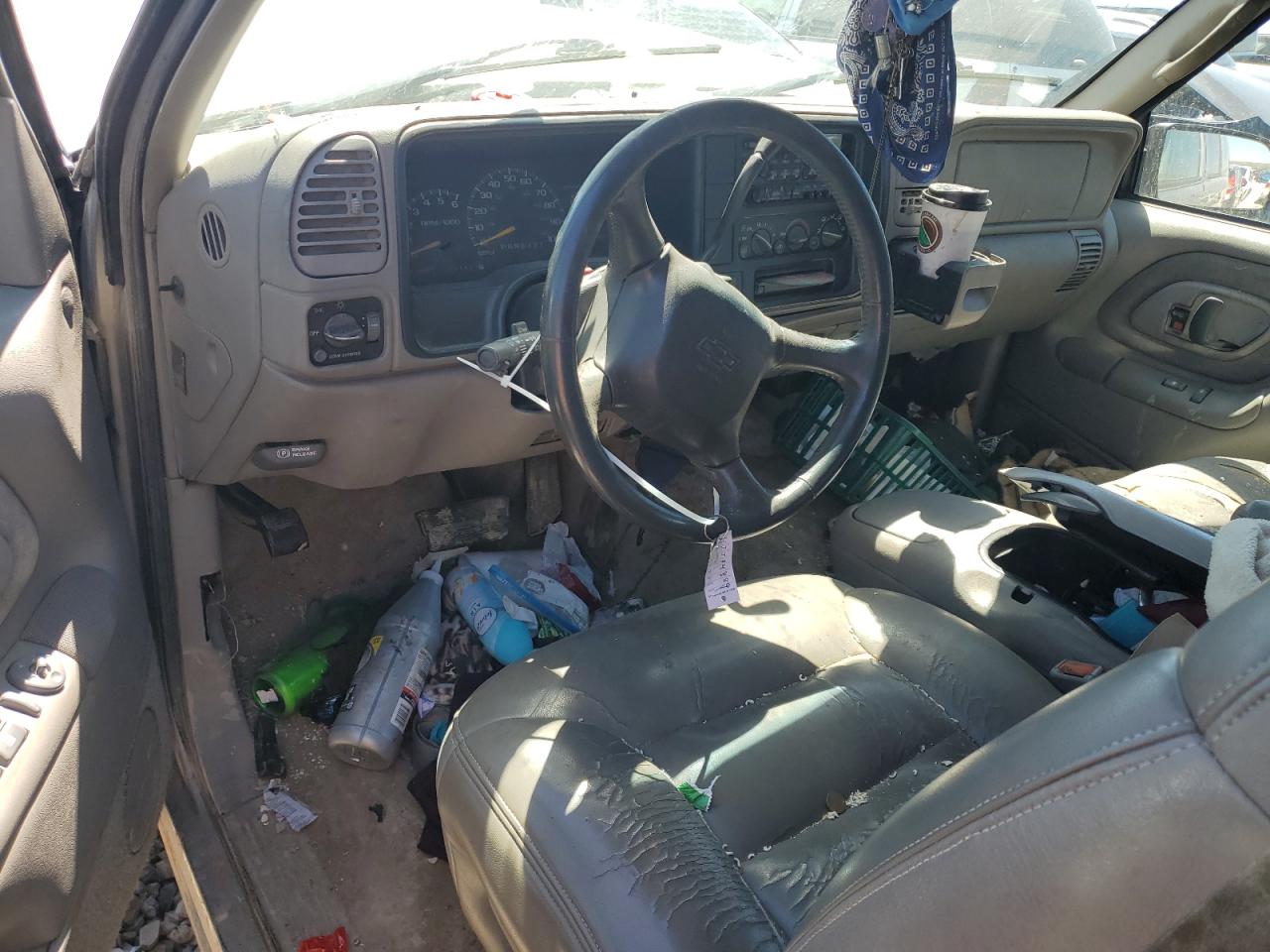 1GNEK13R4WJ352217 1998 Chevrolet Tahoe K1500