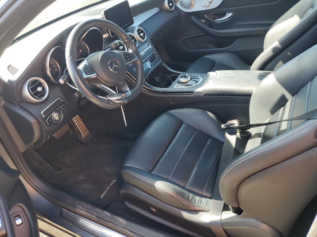 WDDWJ4JB9JF739984 2018 Mercedes-Benz C 300