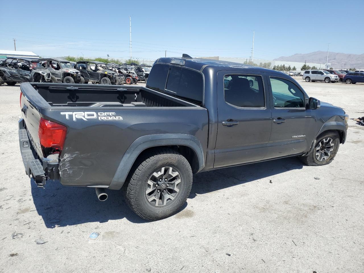 2017 Toyota Tacoma Double Cab vin: 3TMAZ5CN5HM030098